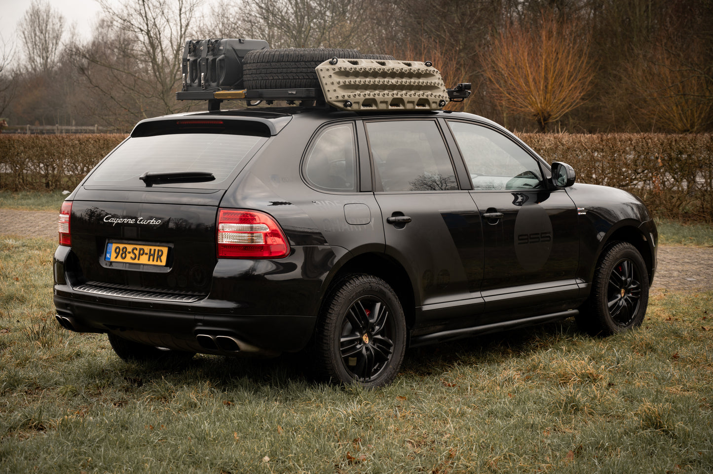 porsche cayenne turbo dakrek schuinachter sidebars rocksliders
