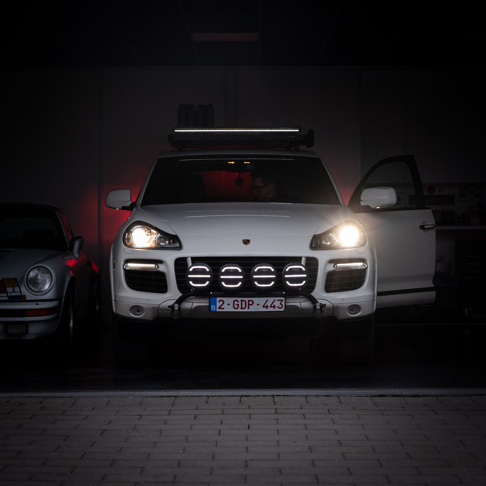 porsche cayenne voorkant verlichting dakrek ozz led verstraler