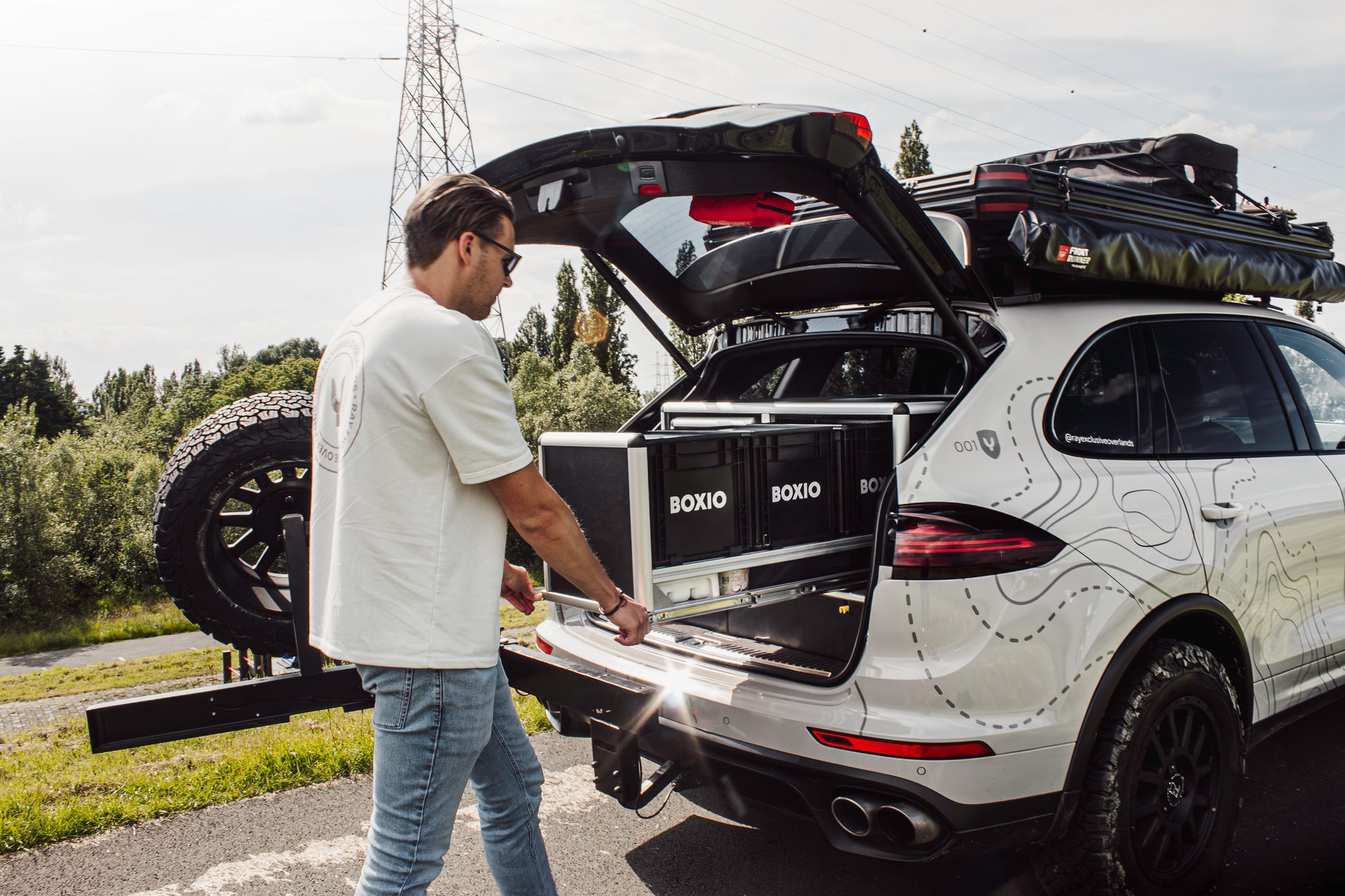 porsche cayenne 958 camping kampeer inbouw platform koelkast uitschuiven
