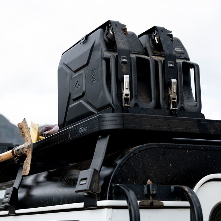 jerry cans porsche cayenne dakrek