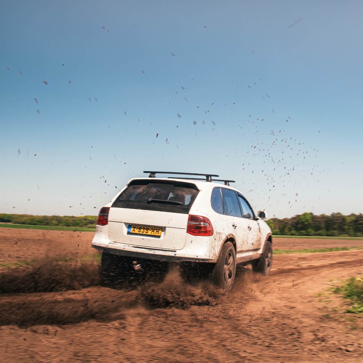 PORSCHE CAYENNE 957 OFFROAD DIRT MODDER