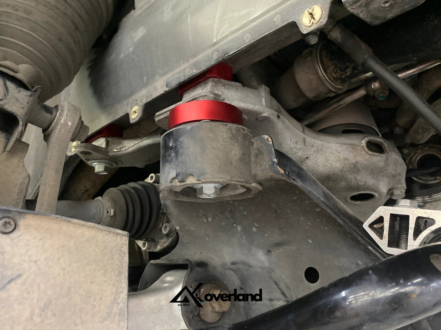 Kit de elevación de 3,5” con suspensión de bobina - 955/957 - V3 Subchasis Caída + Casquillos de centrado