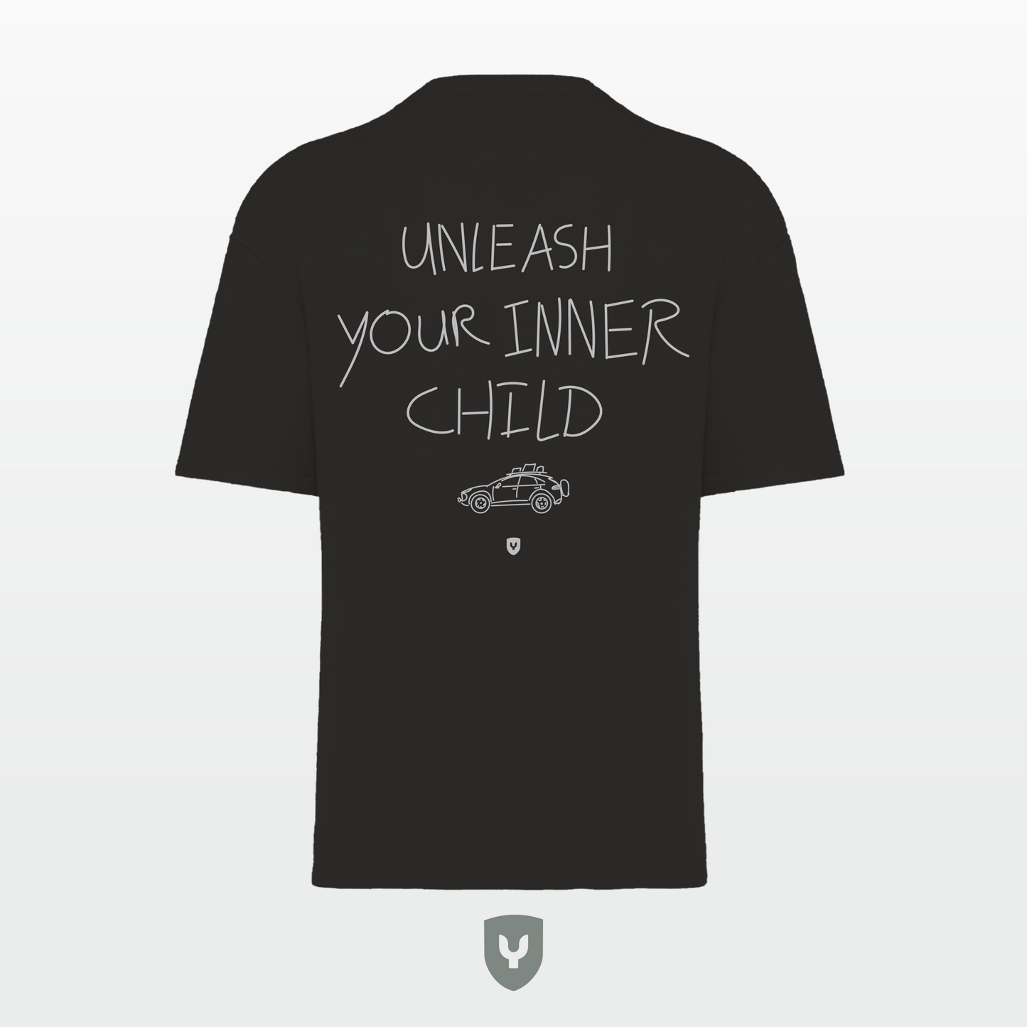 T-shirt tee porsche cayenne lifestyle black premium 300gr/m2 unleash your inner child front oversized vintage car