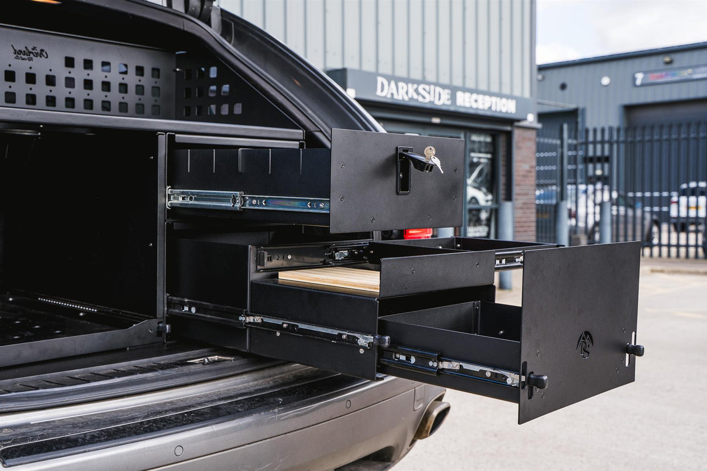 Boot Drawer System 955/957