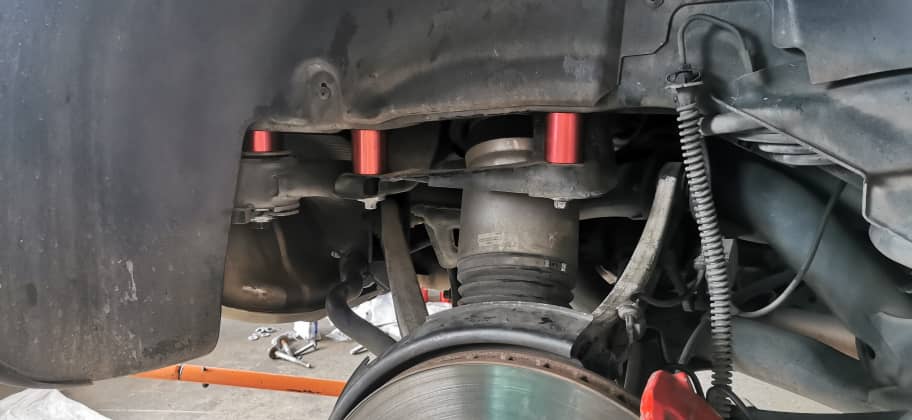 Porsche Cayenne 955/957/958 Subframe Drop Kit (2–3” Lift Geometry Correction)