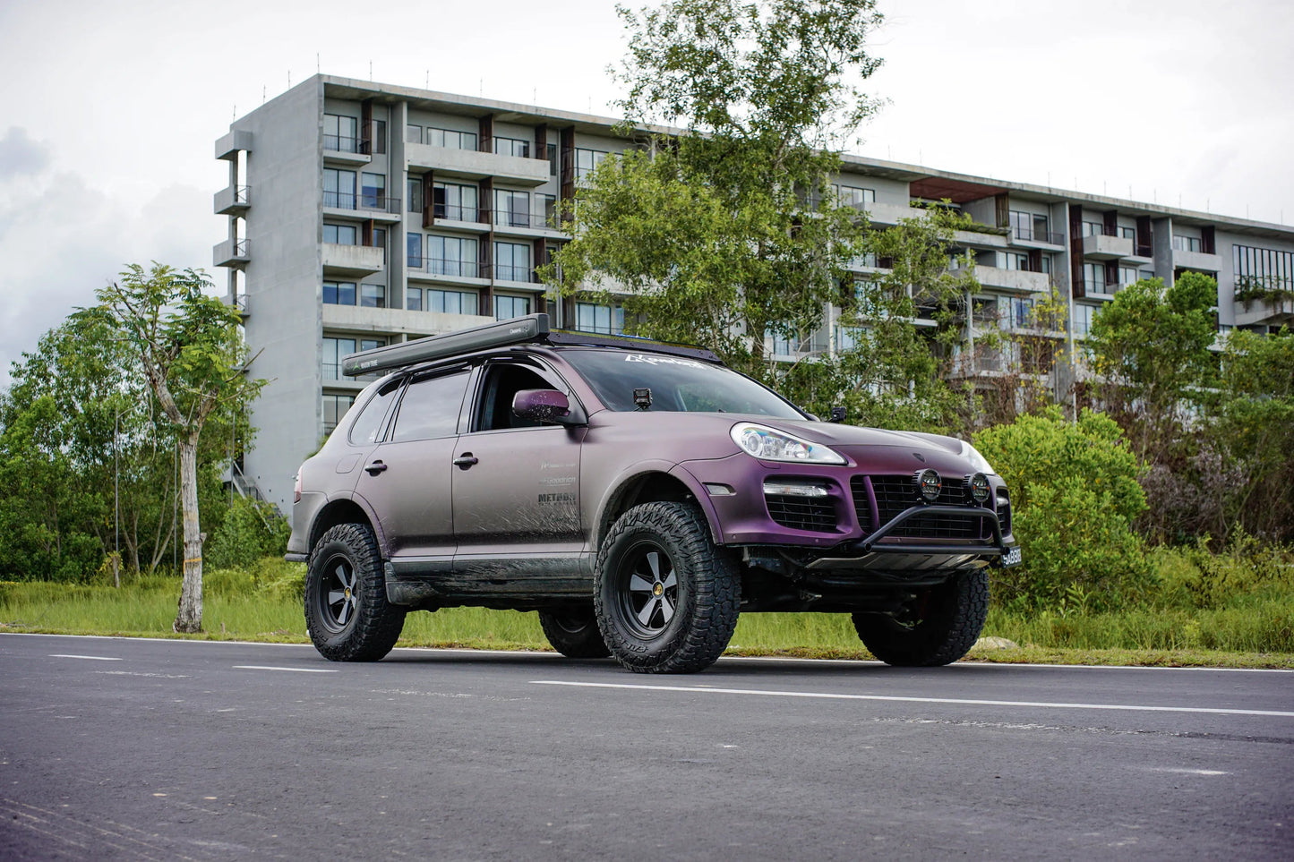 Porsche Cayenne 955/957 Super Slim Modular Roof Rack