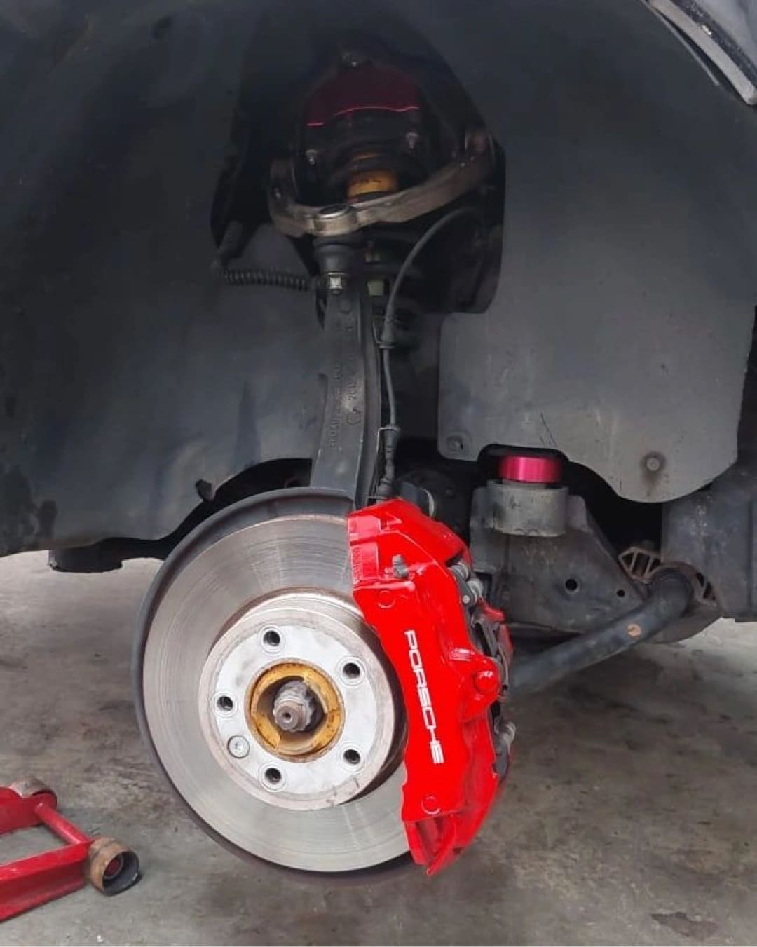 Porsche Cayenne 955/957 Liftkit 2.5” Coil Suspension (No Subframe Drop)