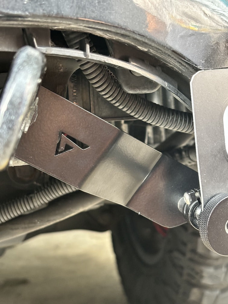 Porsche Cayenne 955/957 License plate bracket