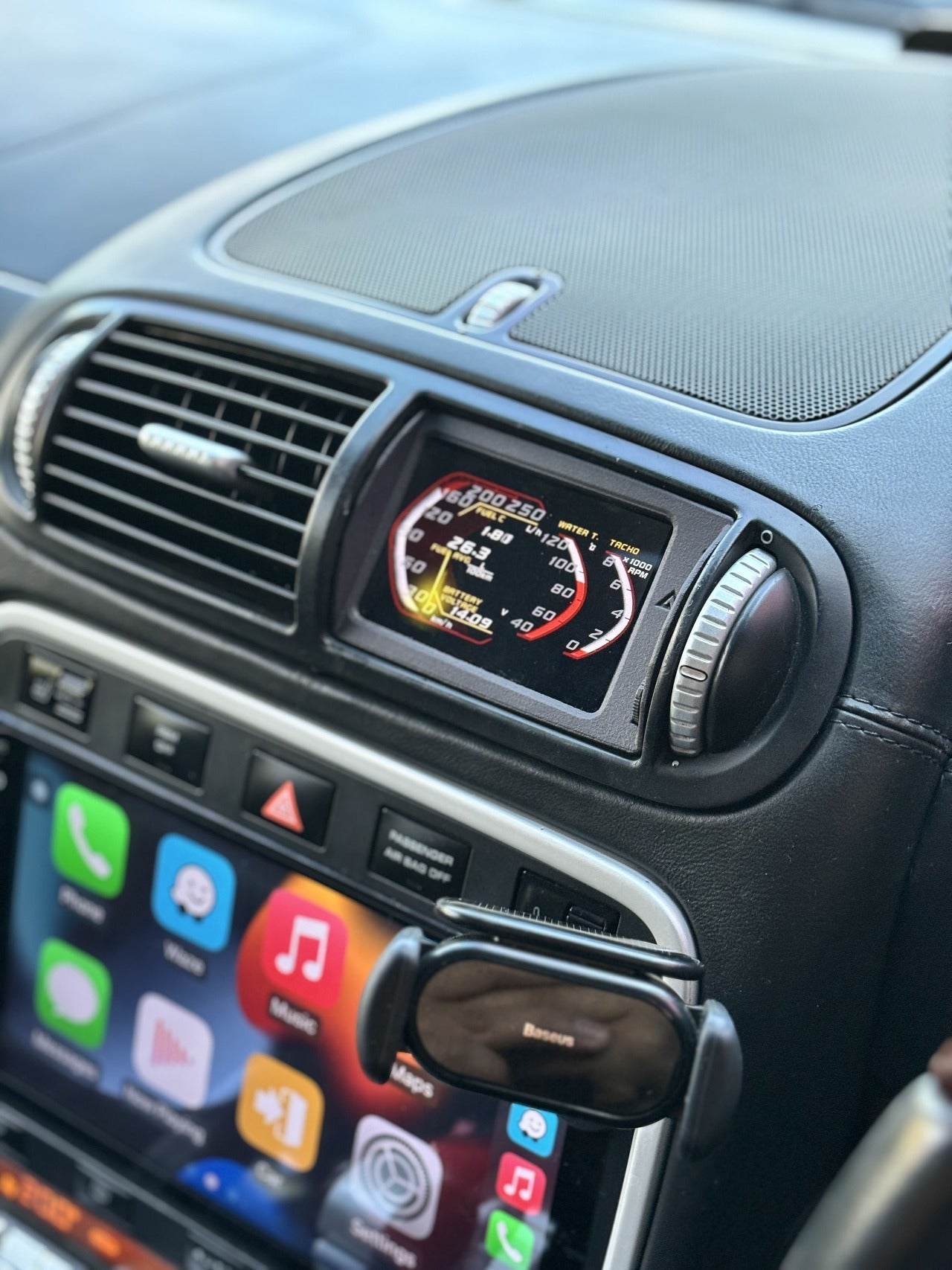 Porsche Cayenne OBD Gauge