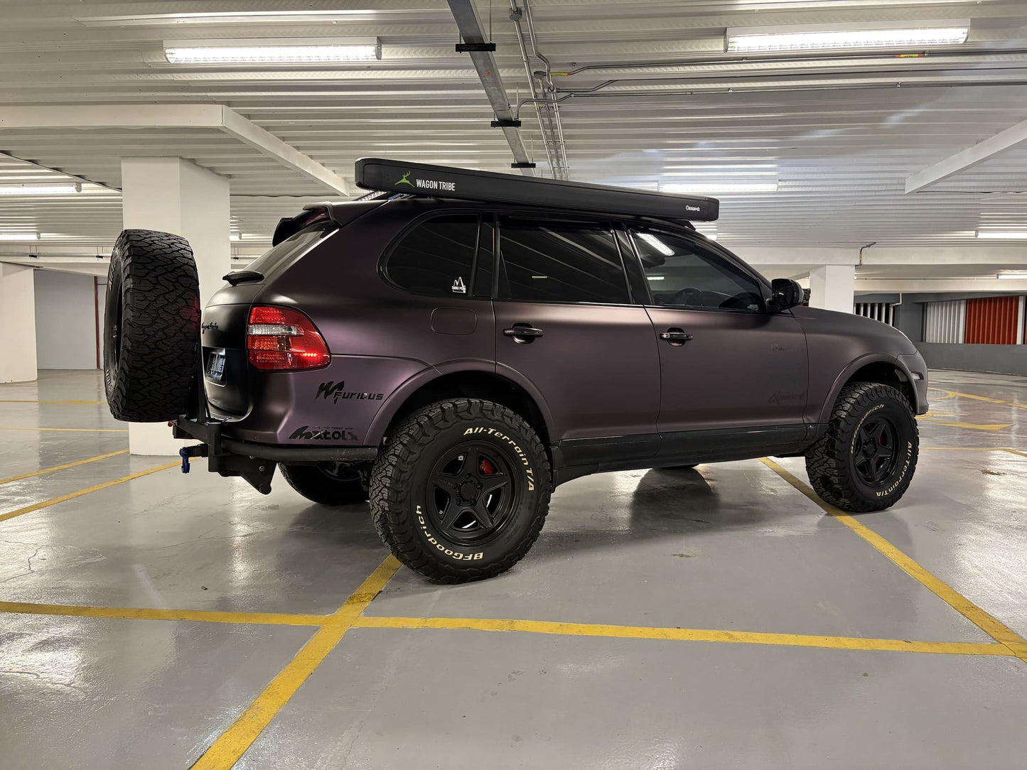 Porsche Cayenne 955/957 Rear Tubular Swing-Out Tire Bumper with Spare Tire and Jerry Can Mounts