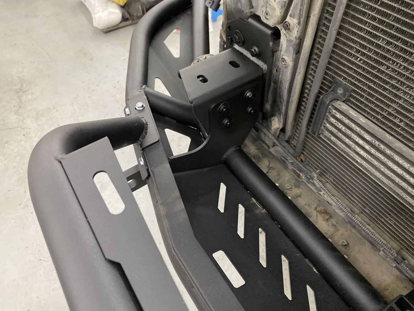 Porsche Cayenne 955 Modular Tubular Offroad Front Bumper – Winch Mount & Bull Bar Option