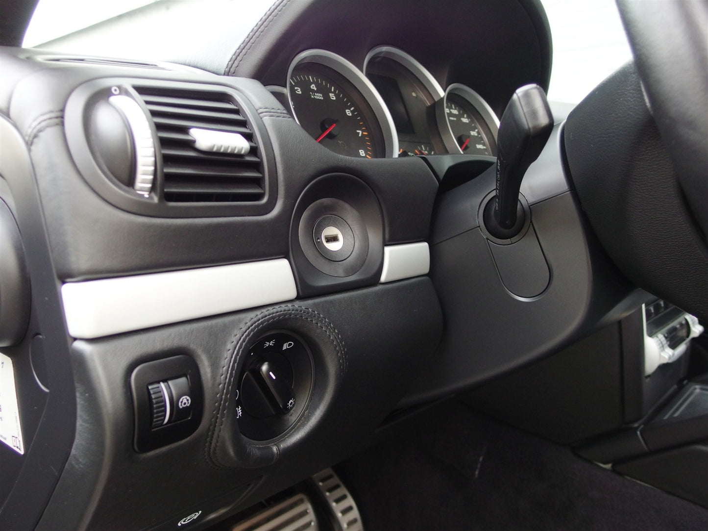 Porsche Cayenne 4.8 GTS | BTW Auto | RAY Motion Overland Build