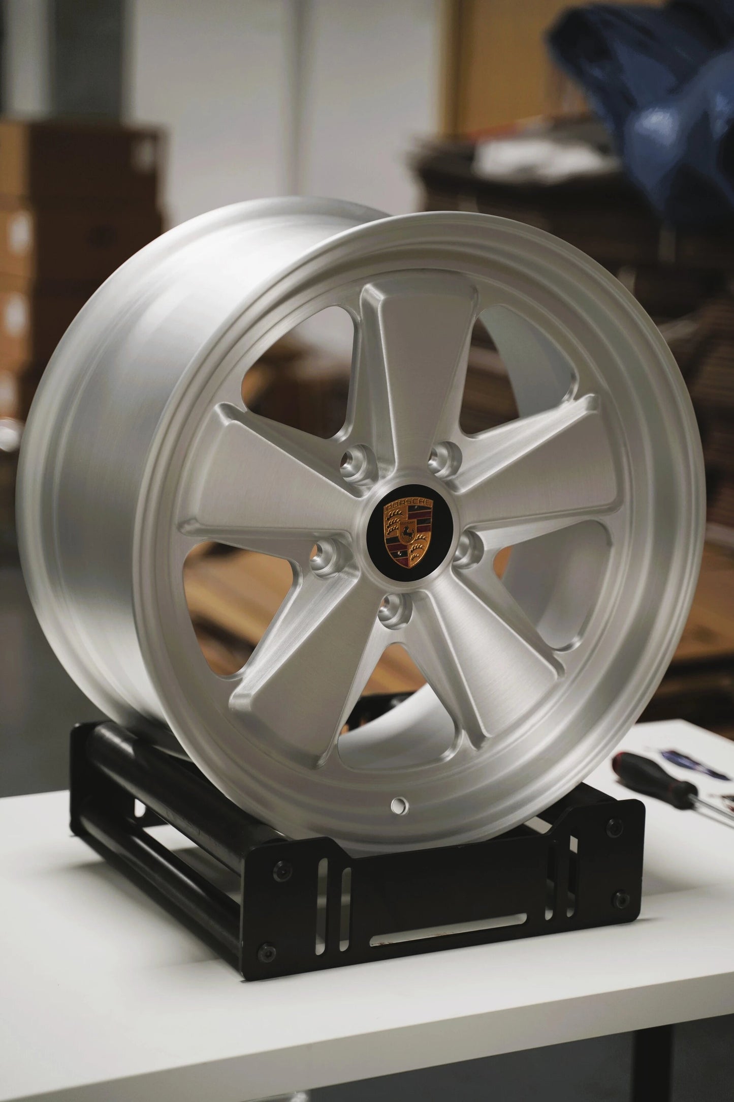 AKI Overland Classic Fuchs